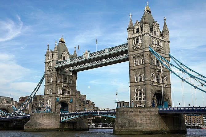 Harry Potter Tour in London the Magic Continues.In Executive Luxury Vehicle - Price and Terms