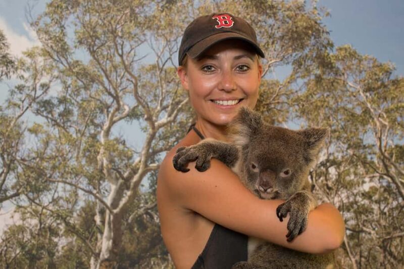 Hartley's Crocodile Adventures: Zootastic 5 + Entry Ticket - The Parks Broader Offerings