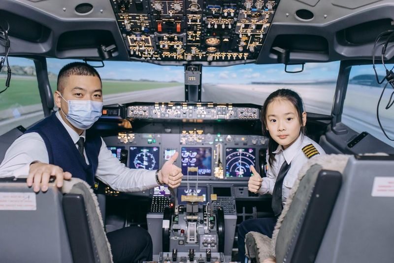 Hartman Aviation Flight Experience Base - One instructor, one seat, a short turn at the controls