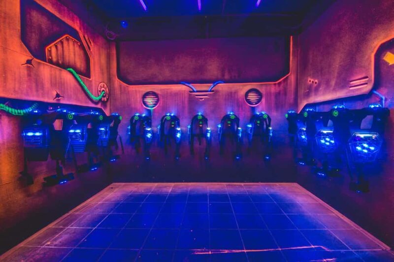 Hasselt: Ultimate Laser Tag Experience 3 Games + Drink - Who Should Consider This Experience?