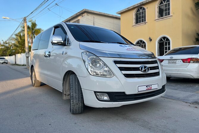 Hassle-Free Airport Transfers in Punta Cana - Date and Travelers