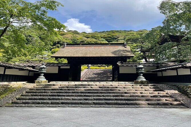 Hattasan and Horaibashi Bridge Guided Tour-Van - An In-Depth Look at the Tour Experience