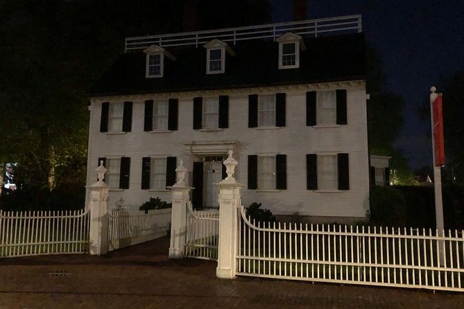 Haunted Footsteps Ghost & Paranormal Salem Tour - Select Date and Travelers