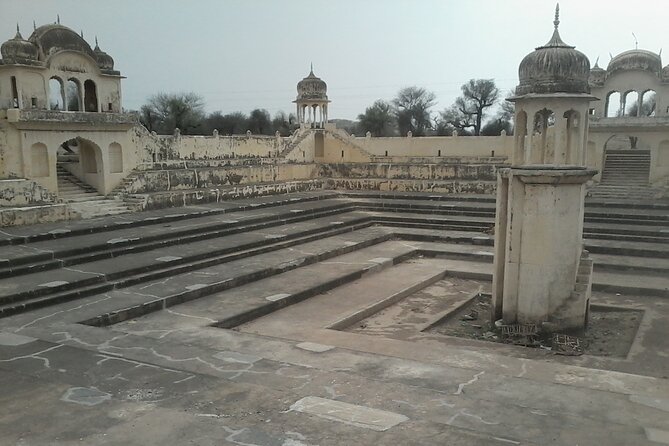 Haunted Place Bhangargh Fort And Abhaneri Step Well By Private Car Same Day Tour - Tour Details
