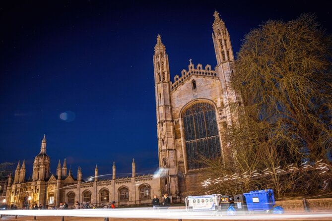 Haunted Stories of Cambridge - Private Walking Tour - Professional Local Tour Guide