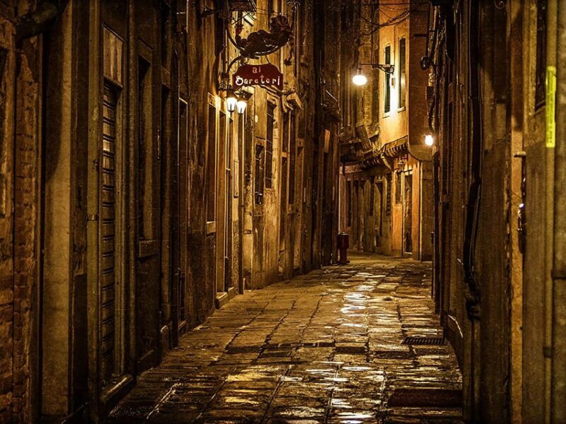 Haunted Venice Tour: Ghostly Legends and Eerie Landmarks - Inclusions and Exclusions
