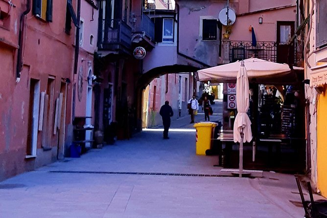 Have Fun With Private Transfer From Florence to the Cinque Terre - Flexible Drop-off Locations