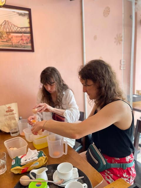 Hcm: Egg Coffee Class With Local Instructor & Snack - Instructor Profile