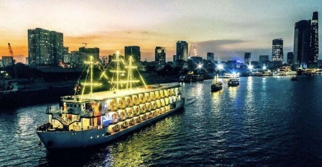 HCM: Saigon River Buffet Dinner Cruise With Private Table - Highlights of the Saigon River Dinner Cruise