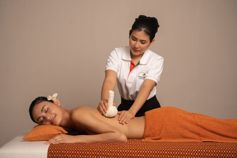 Health Land Spa at Srinakarin in Bangkok - What the treatment experience may feel like