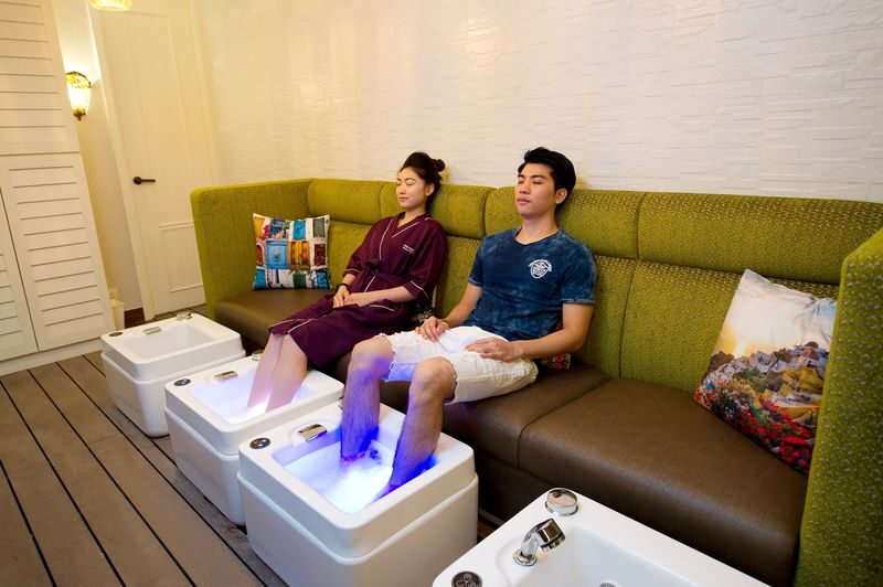 Health Touch - Reflexology Massage and Detoxing Experience | Causeway Bay - A useful pause between Causeway Bay plans