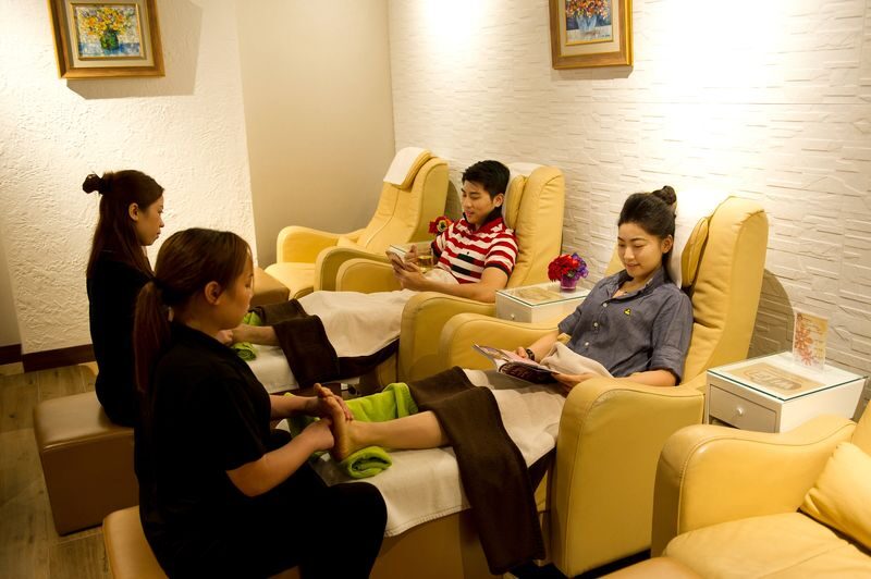 Health Touch - Reflexology Massage and Detoxing Experience | Causeway Bay - What happens during the 50-minute foot session