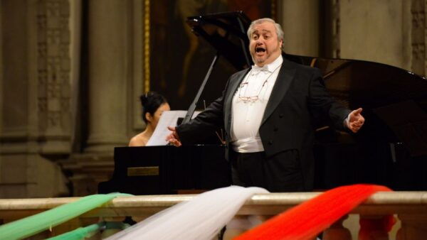 Heart of Florence: Dinner and Three Tenors Concert Ticket - Common Questions