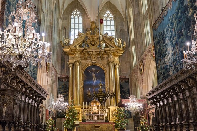 Heart of Krakow: the Old Town and the Wawel Castle Guided Tour - The Sum Up