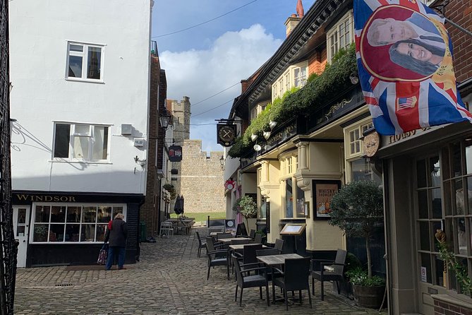 Heathrow Airport Arrival To London Via Windsor Castle - The Sum Up