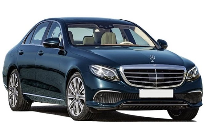 Heathrow Airport – Gatwick Airport or Vv 1-2 Pax - Distance and Travel Time