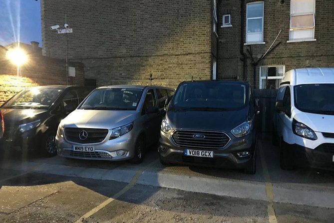 Heathrow Airport Private Transfers To/From London (Postcode WC1 to Wc2) - Booking Details and Availability