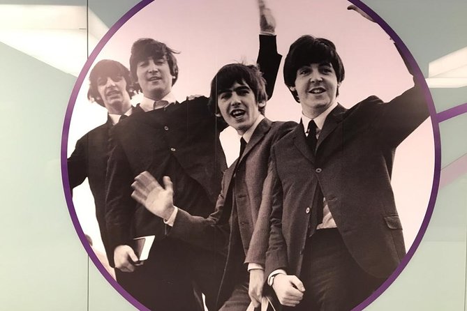 Heathrow Airport Private Transfers To/From London (Postcode WC1 to Wc2) - Contact Information for Questions