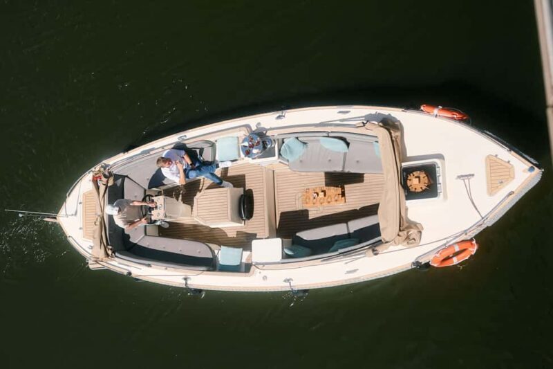 Heidelberg: Boat ride Heidelberg Private boat with captain 1.5 hours for up to 2 guests - Good To Know