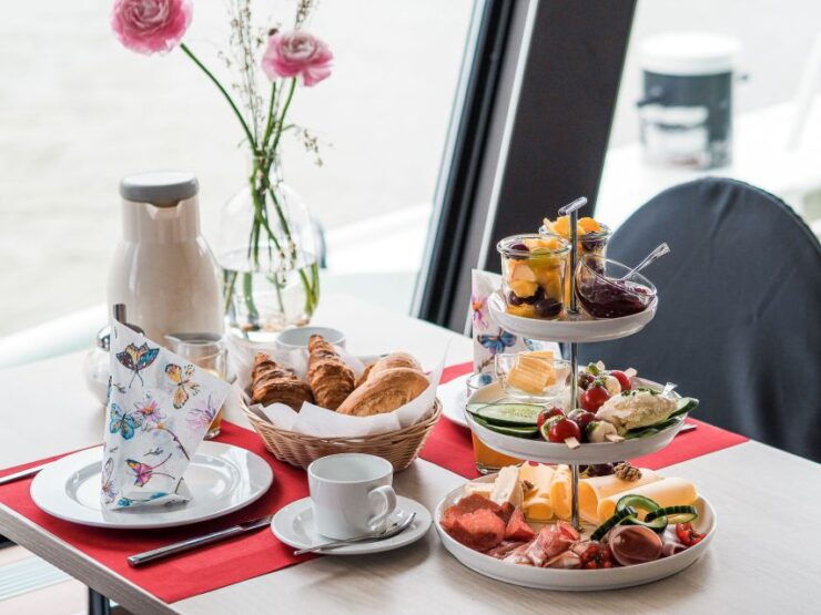 Heidelberg: Breakfast Boat Cruise - Activity Details