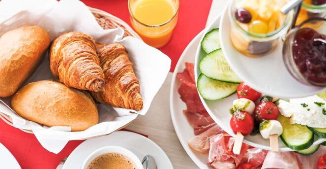 Heidelberg: Breakfast Boat Cruise - Reservation and Payment