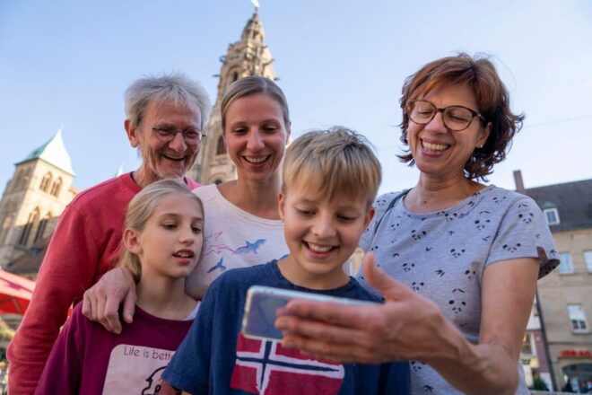 Heilbronn: Small City Tour on Saturday - Experience Highlights
