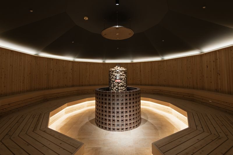 Heiwa Island Natural Hot Spring Admission Ticket - Food, shopping, and the overnight question
