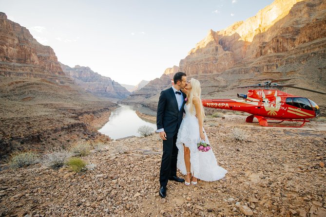 Helicopter Wedding Ceremony At The Grand Canyon - Helicopter Wedding Package Inclusions