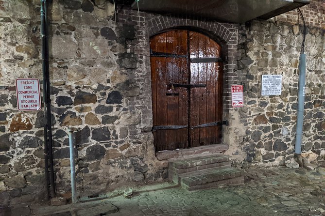 Hell Cat Ghost Tour - Savannahs Haunts and Horror - Common Questions