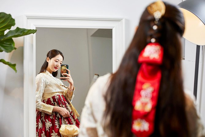 Hello Hanbok - Hanbok Rental and Experiences