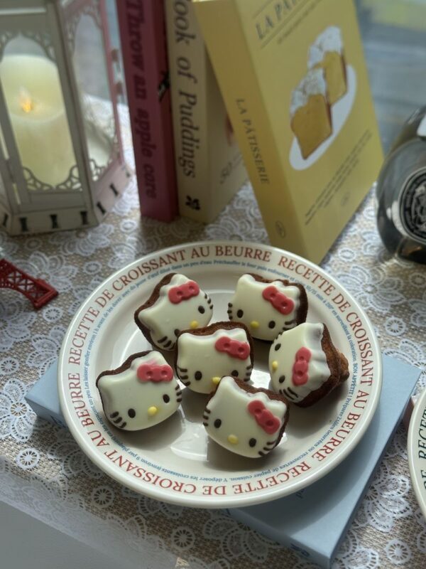 Hello Kitty Madeleine Baking Class in Suwon - What to know before you book