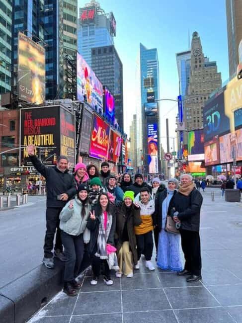 Hello New York: Your First Adventure in the Big Apple - An Overview of the Tour Experience