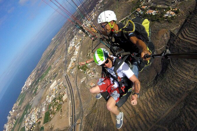 HELLO! Paragliding Tandem Flight in Tenerife - The Tandem Paragliding Experience