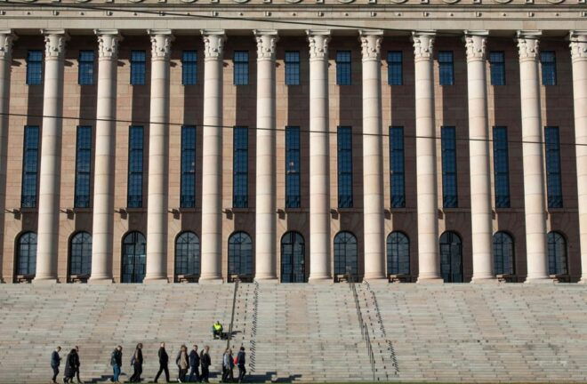 Helsinki: Architectural Highlights Guided Walking Tour - Notable Architects in Helsinki