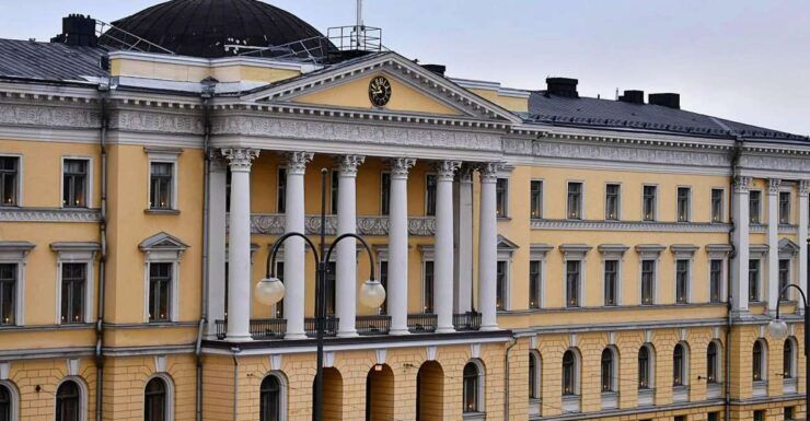 Helsinki: Architecture Walking Tour With Expert - Experience Highlights