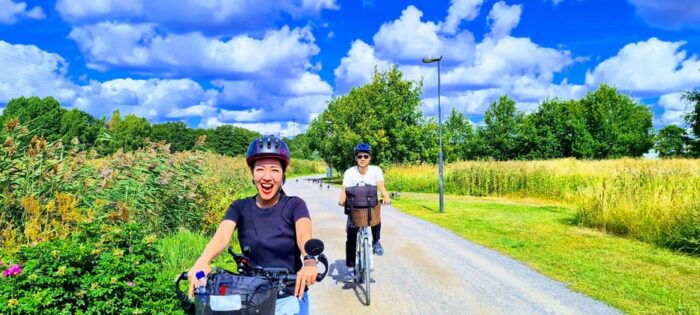 Helsinki: Bike or E-Bike Tour, BBQ, Sauna, Parks, and Forest - Authentic Local Food and Relaxation
