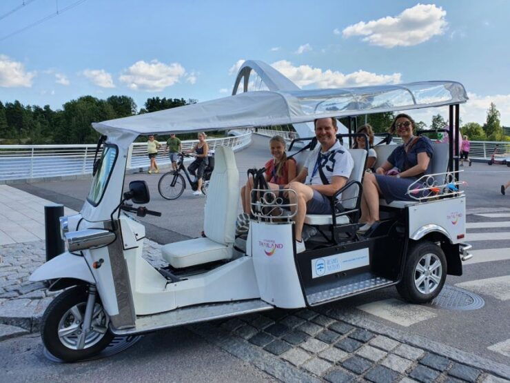 Helsinki City: 2.5-Hour City Tour With Electric Tuktuk - Pickup Locations and Cancellation Policy