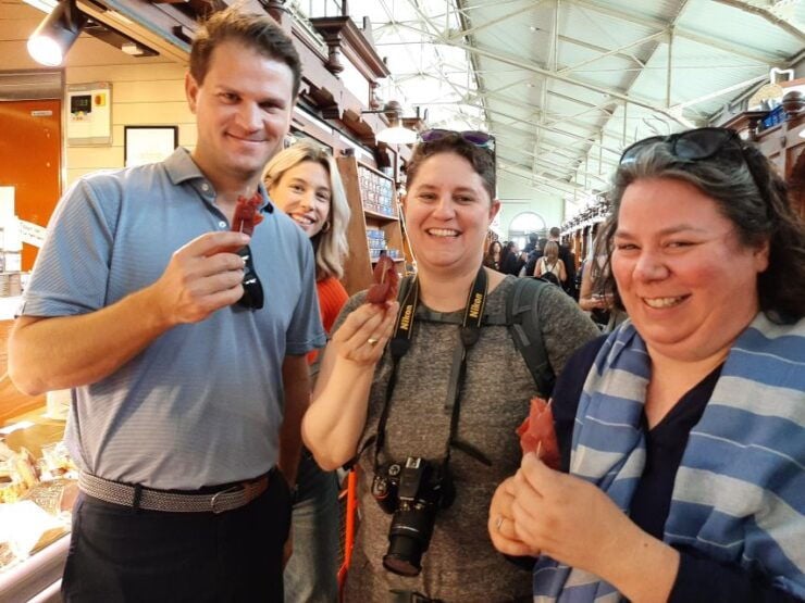 Helsinki City Tour With Food Tasting - Tour Details