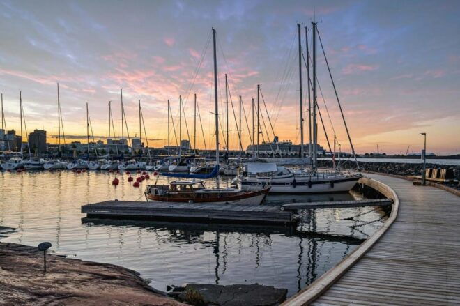 Helsinki: Insta-Perfect Walk With a Local - Important Information
