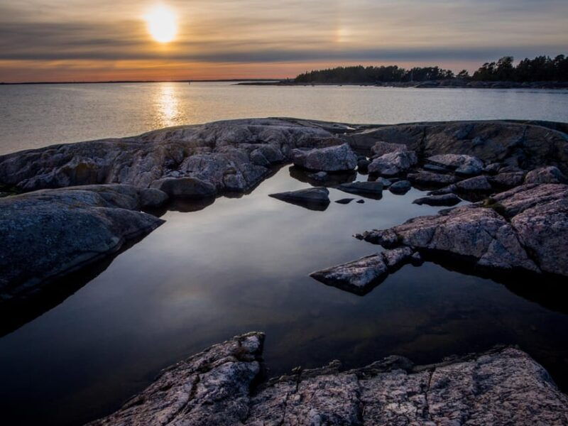 Helsinki: Midnight Sun Kayaking Tour with Campfire - Good To Know