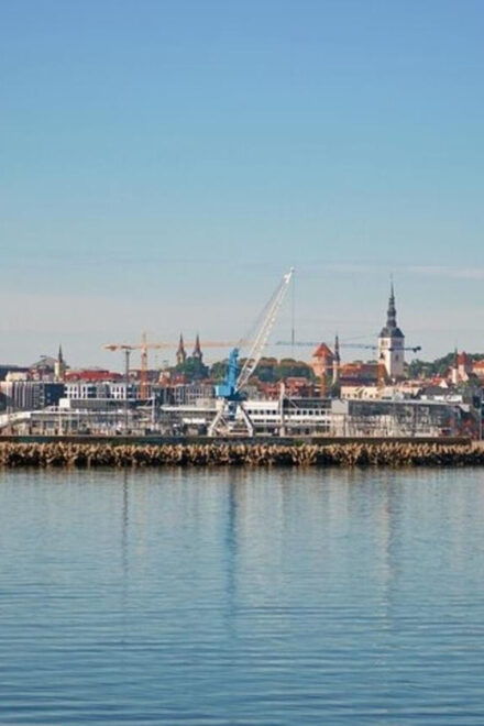 Helsinki: Must-See Attractions Guided Walking Tour - Key Attractions Explored