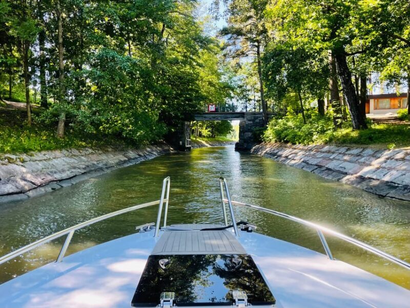 Helsinki: Private Boat Tour - Detailed Breakdown of the Experience