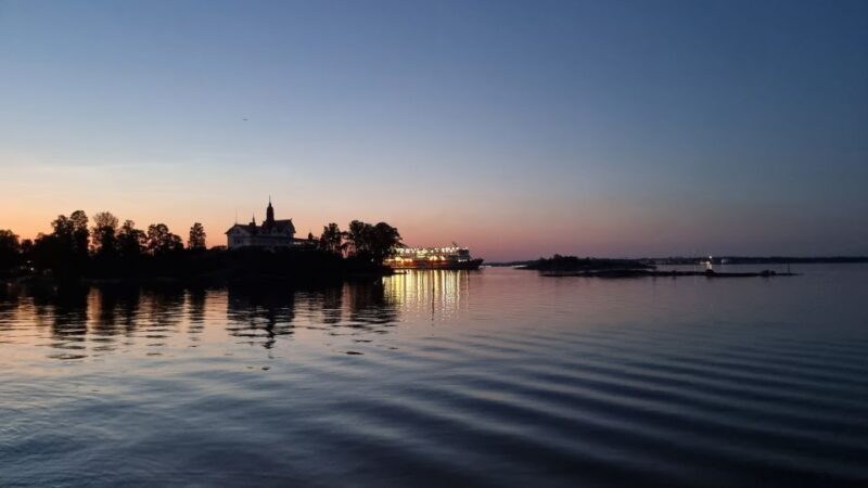Helsinki: Private City Highlights Tour by VIP car - What It’s Like to Experience the Tour