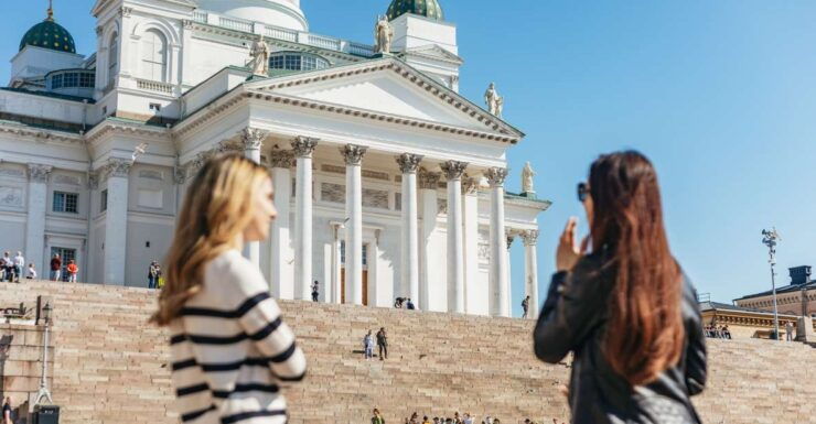 Helsinki: Private Tour With a Local Guide - Tour Experience