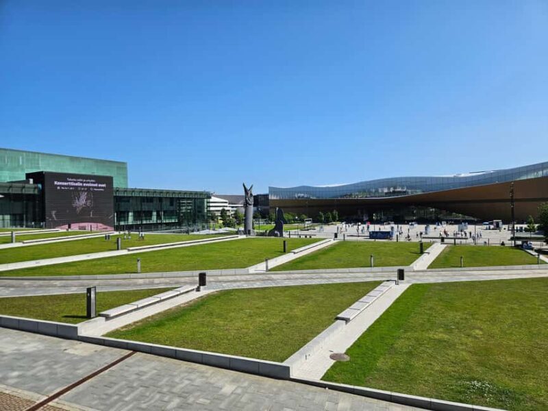 Helsinki & Suomenlinna: City Highlights Tour with Ferry Ride - The Sum Up