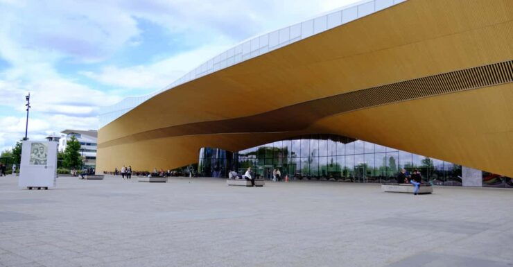 Helsinki Through the Lens: Photography Portraits and History - Itinerary Highlights