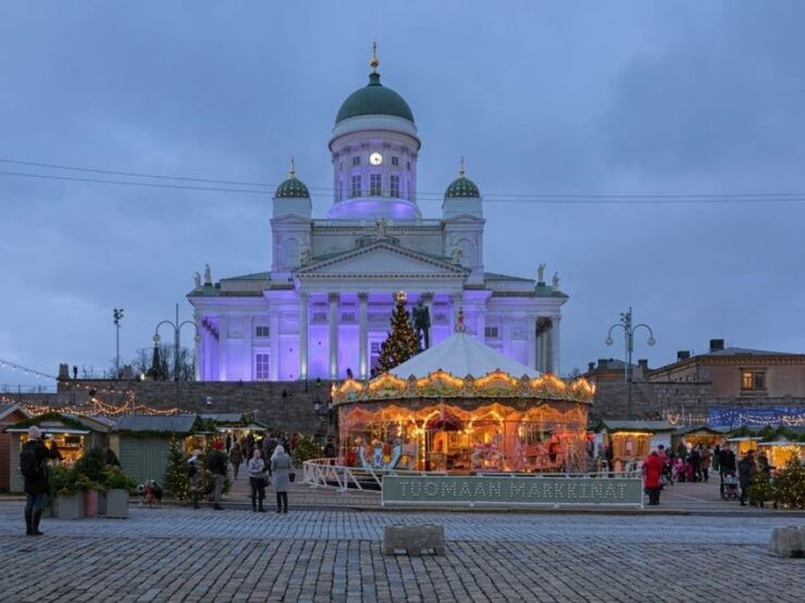 Helsinki's Christmas Wonders Tour - Tour Duration and Guide Information