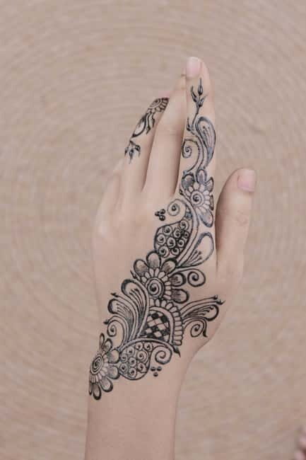 Henna on hands in Jaipur - Final Thoughts