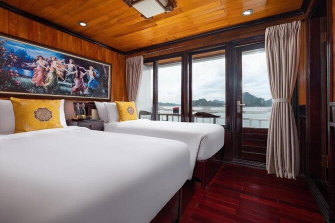 Hera Classic Cruise 2 Days 1 Night Halong Bay With BALCONY CABINS - Who Will Appreciate This Tour?