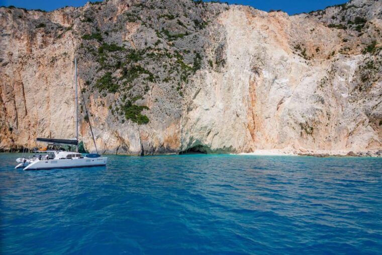 Heraklion: Catamaran Sailing to Dia island - Authentic Experiences from Travelers